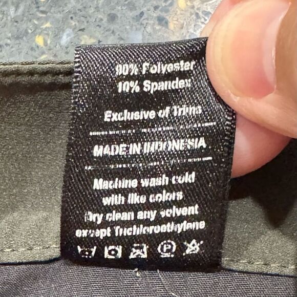 Public Rec Workday Pants. Green. Size 36. - Picture 8 of 9